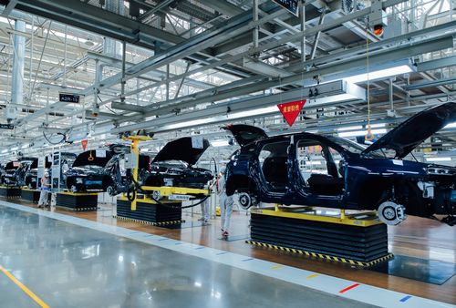 2021車圈熱詞盤點 華為、混動、OTA，個個火遍汽車圈